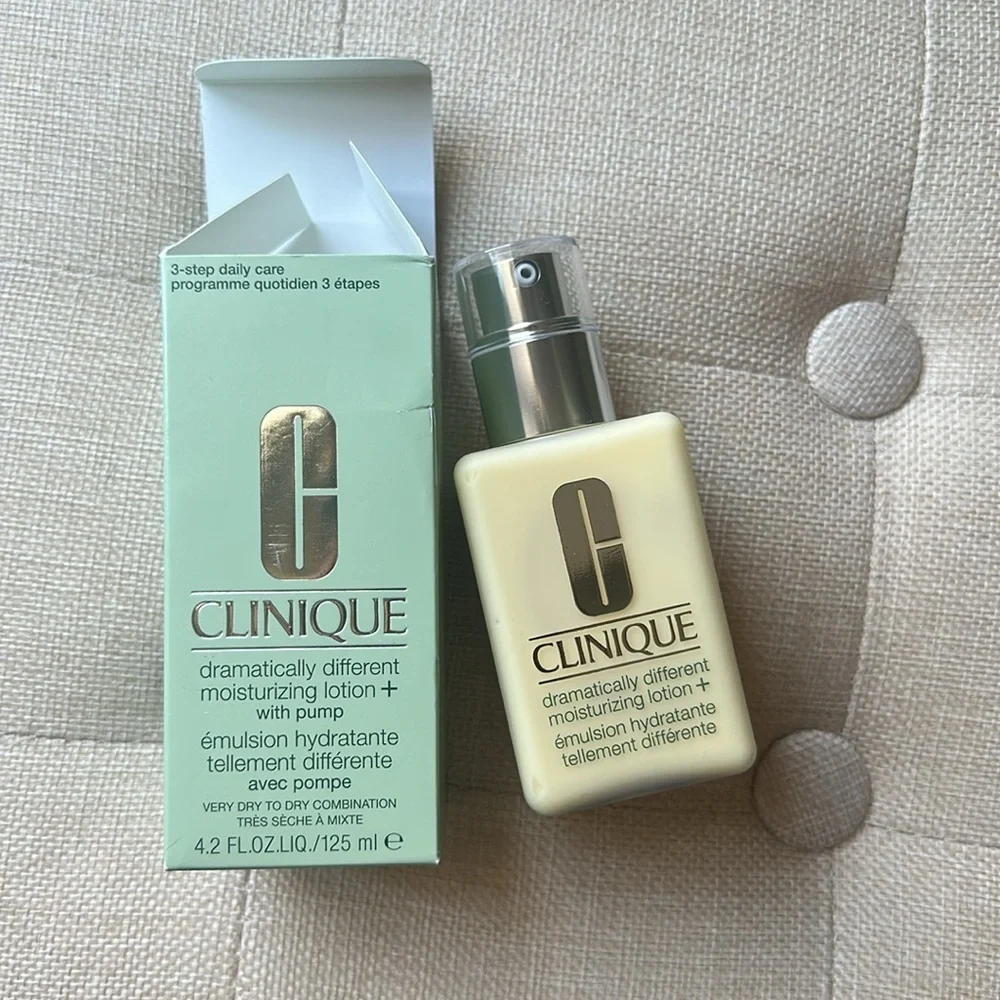 Clinique 3-Step Dramatically Different Daily Moisturizing Lotion